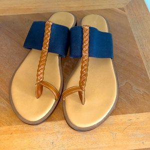 Kenneth Cole REACTION sandals!